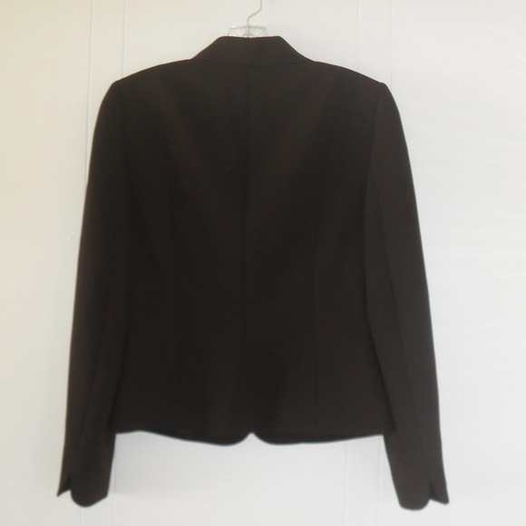 Tahari Arthur S Levine Plum Suit Jacket - Picture 5 of 8